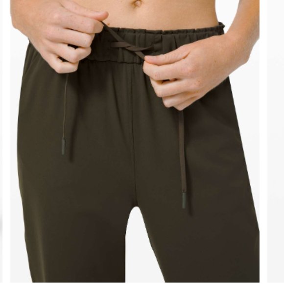 Lululemon Keep Moving Crop Pant Dark Olive 8 - Picture 3 of 12